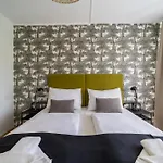 Forras Hotel