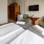 Forras Hotel
